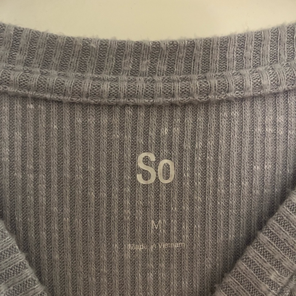 Knit crop shirt